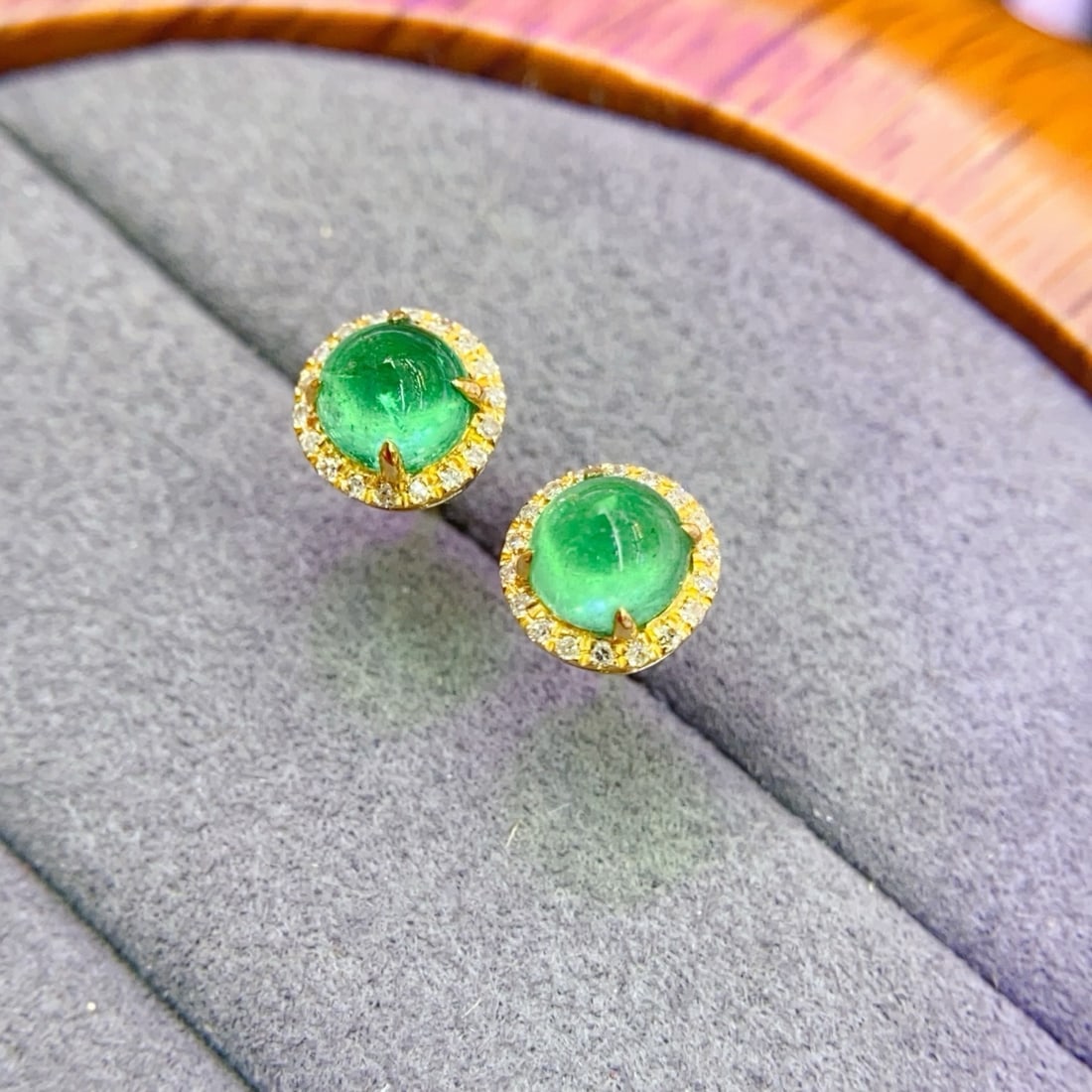 14k Gold 1.17 Ct Natural Emerald & Diamond Earrings - 2