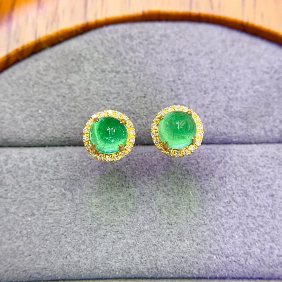 14k Gold 1.17 Ct Natural Emerald & Diamond Earrings - 3