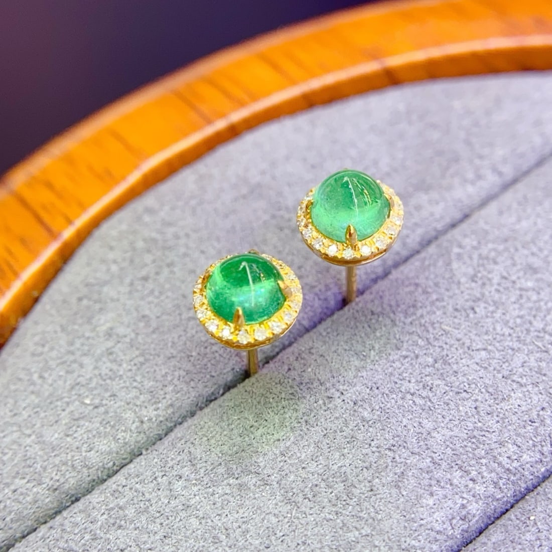 14k Gold 1.17 Ct Natural Emerald & Diamond Earrings - 5