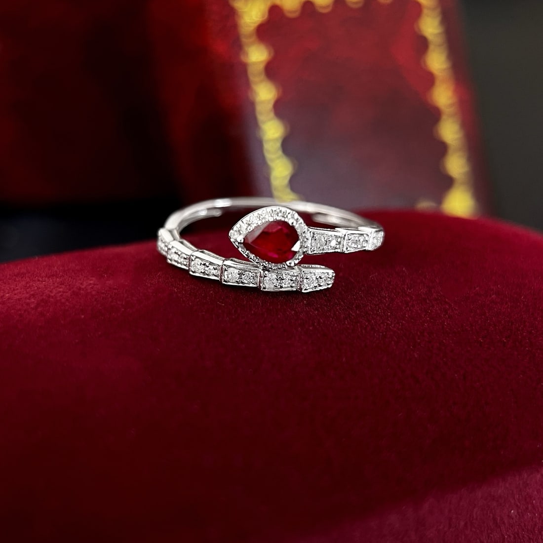 14k Gold 0.45 Ctw Natural Ruby & Diamond & Snake Ring: Ref:231174093 // gold content:14k gold // ring size:7. 25us // // main gemstone:ruby // shape:pear // carat weight:0. 28ct // color:red // treatment:natural // // adjacent gemstone 2 : diamond // shap
