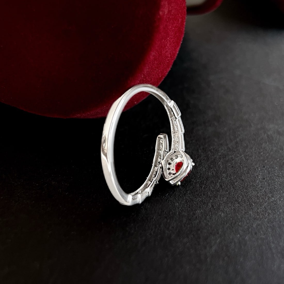 14k Gold 0.45 Ctw Natural Ruby & Diamond & Snake Ring - 4