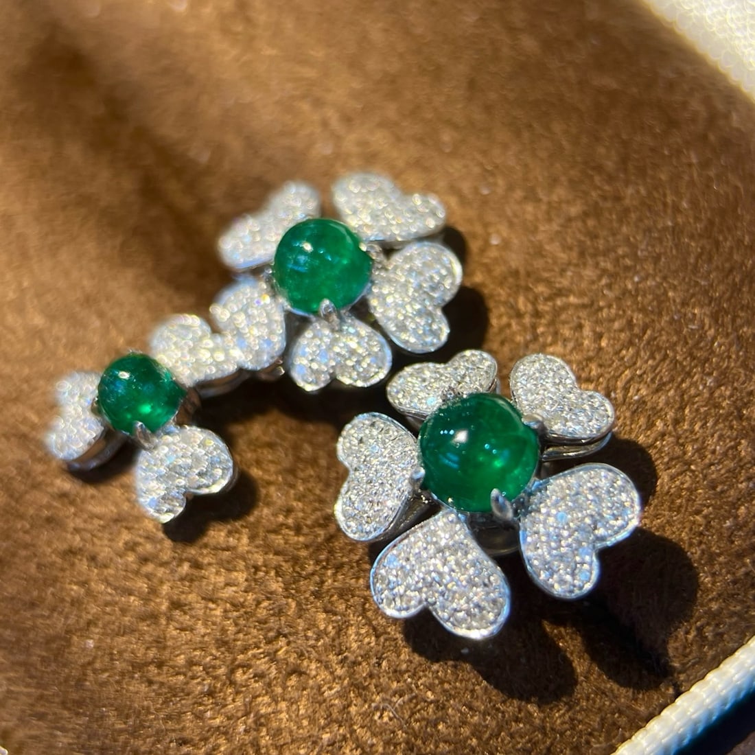 14k Gold 1.75 Ctw Natural Emerald & Diamond Earrings - 5