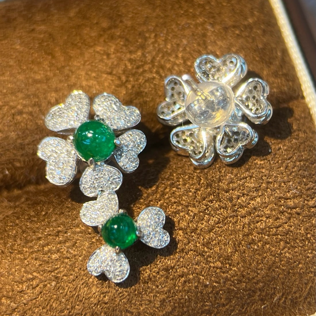 14k Gold 1.75 Ctw Natural Emerald & Diamond Earrings - 6
