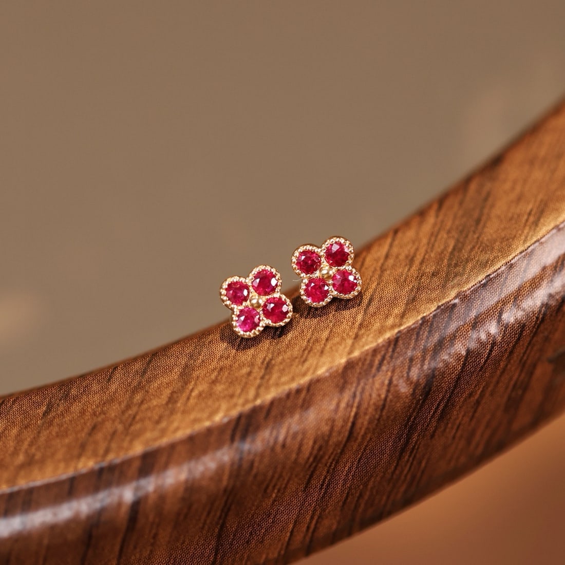 14k Gold 0.27 Ct Natural Ruby Earrings - 2