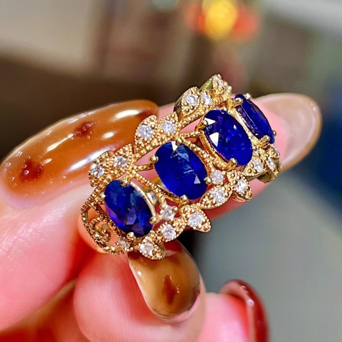14k Gold 2.57 Ctw Vivid Blue Natural Sapphire & Diamond Ring - 3