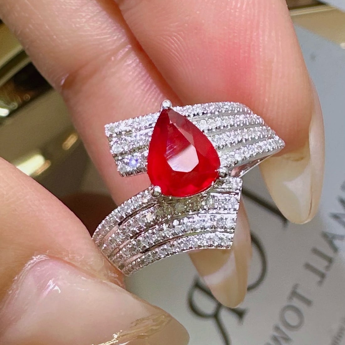 14k Gold 1.21 Ct Vivid Red Natural Ruby & Diamond Ring - 4
