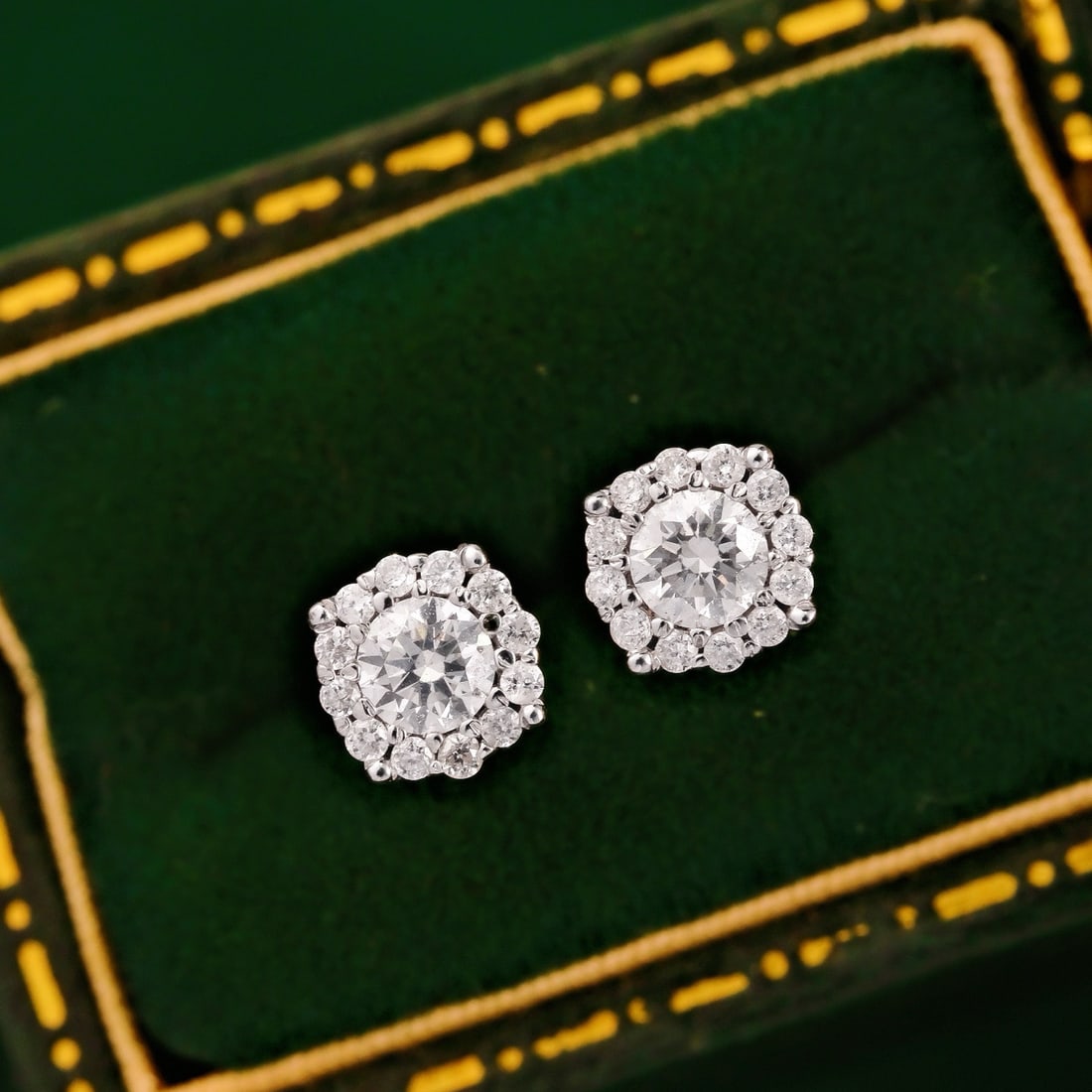 14k Gold 0.4 Ct Natural H Diamond Earrings: Ref:231174150 // gold content:14k gold // main gemstone:diamond // shape:round // carat weight:0. 4ct // clarity grade:vs-si // color:h // treatment:natural // cut grade:g // Condition: New Low