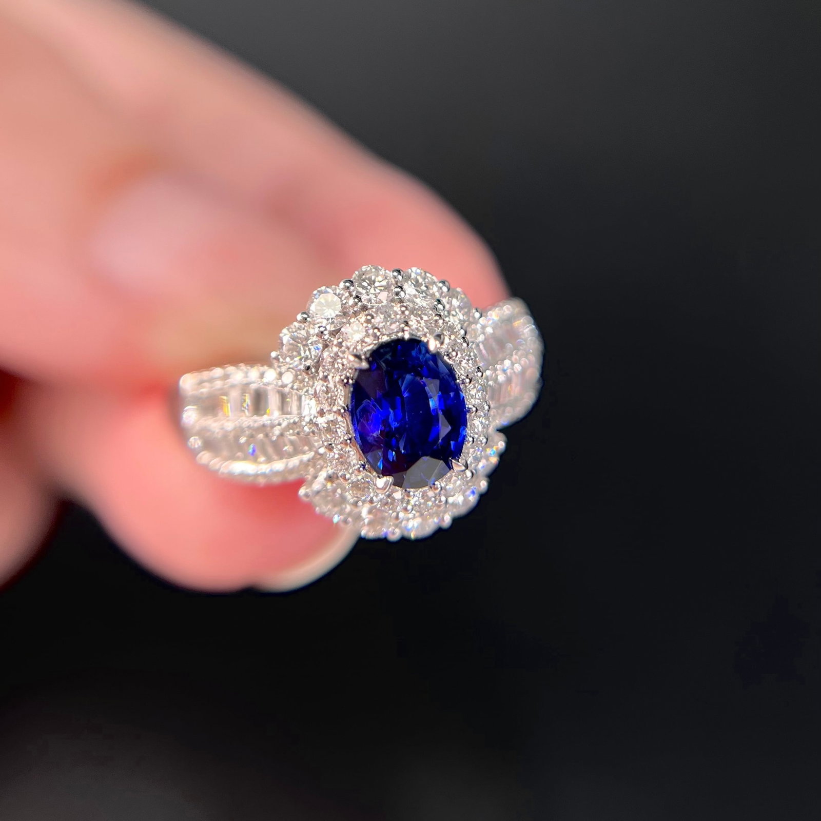 14k Gold 2.09 Ctw Natural Sapphire & Diamond Ring - 2
