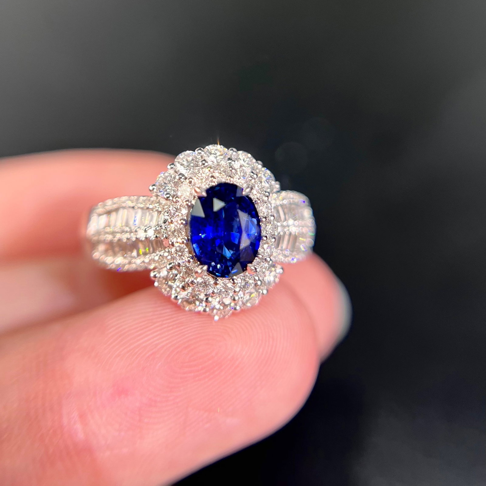 14k Gold 2.09 Ctw Natural Sapphire & Diamond Ring - 4