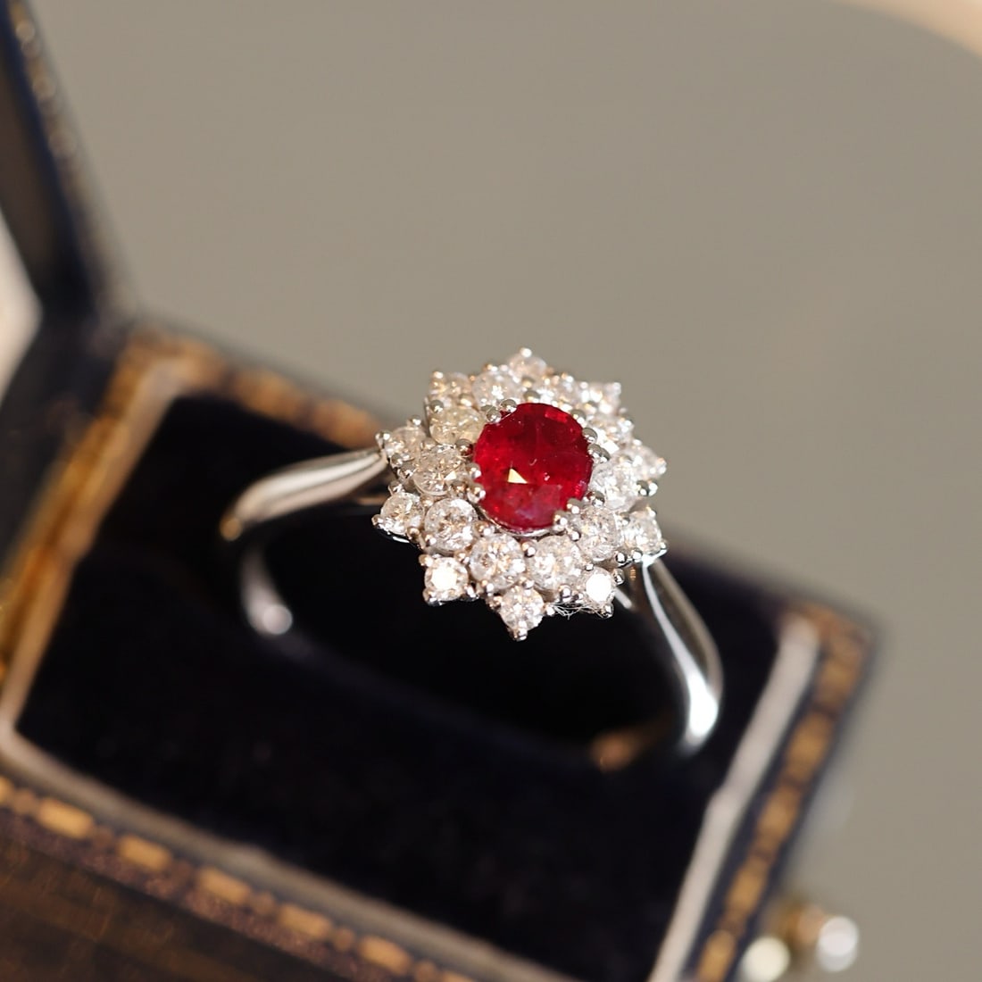 14k Gold 0.93 Ctw Natural Ruby & Diamond Ring - 2