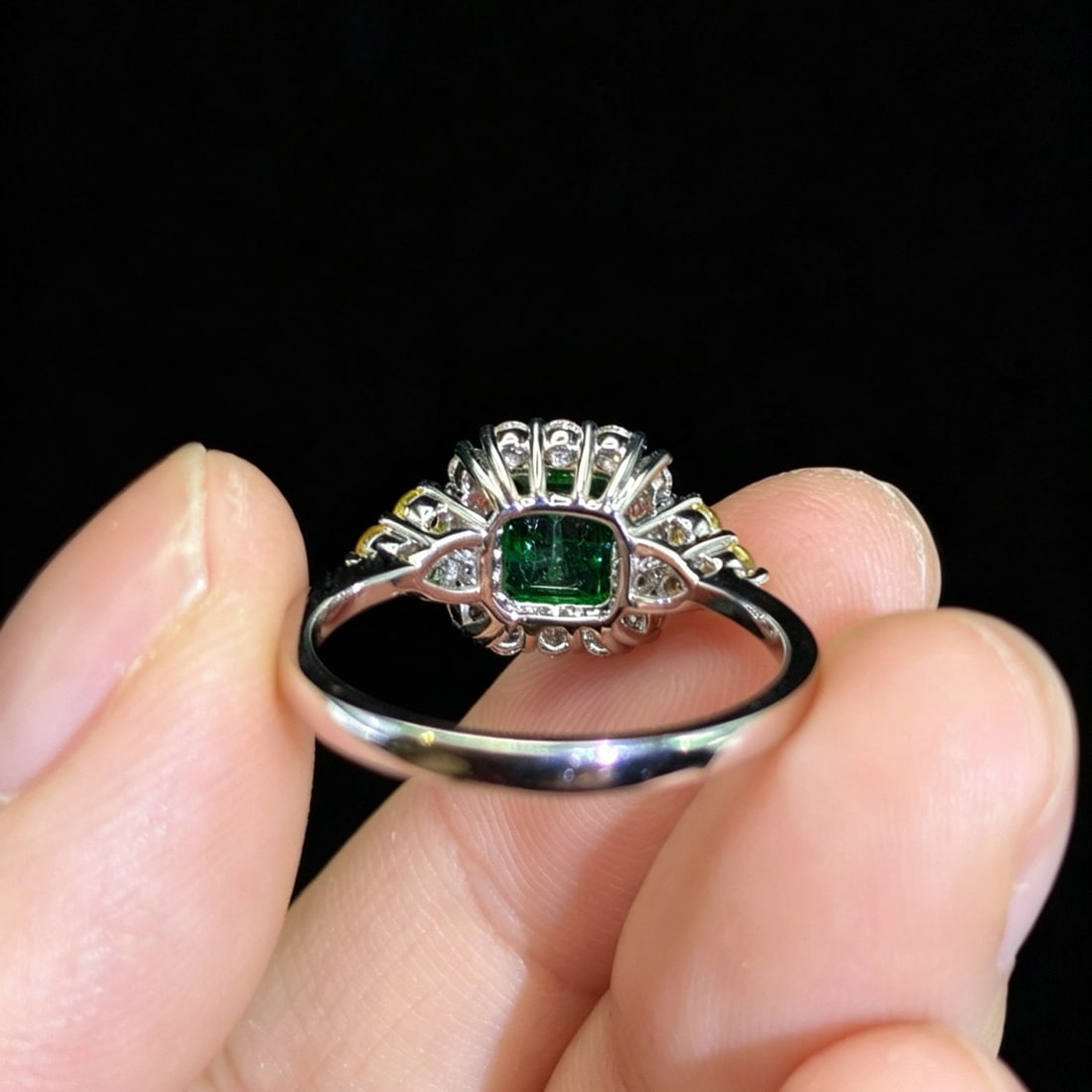 14k Gold 1.30 Ctw Vivid Green Natural Emerald & Diamond Ring - 5