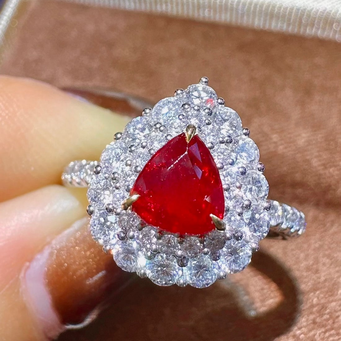 14k Gold 1.83 Ctw Natural Ruby & Diamond Ring - 2