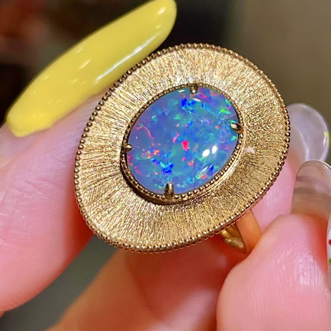 14k Gold 1.55 Ct Natural Opal Ring - 2