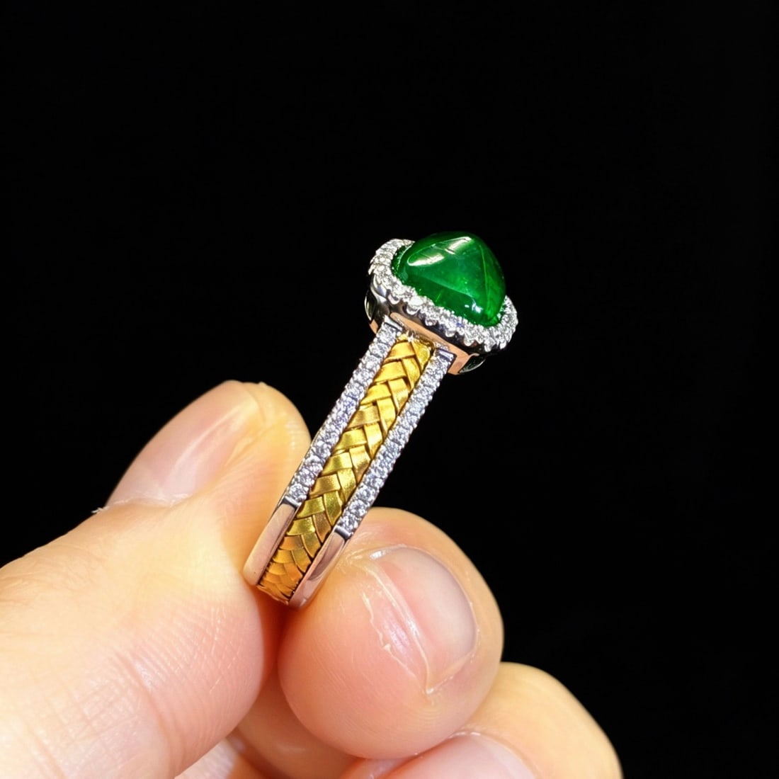 14k Gold 1.96 Ctw Vivid Green Natural Emerald & Diamond Ring - 4