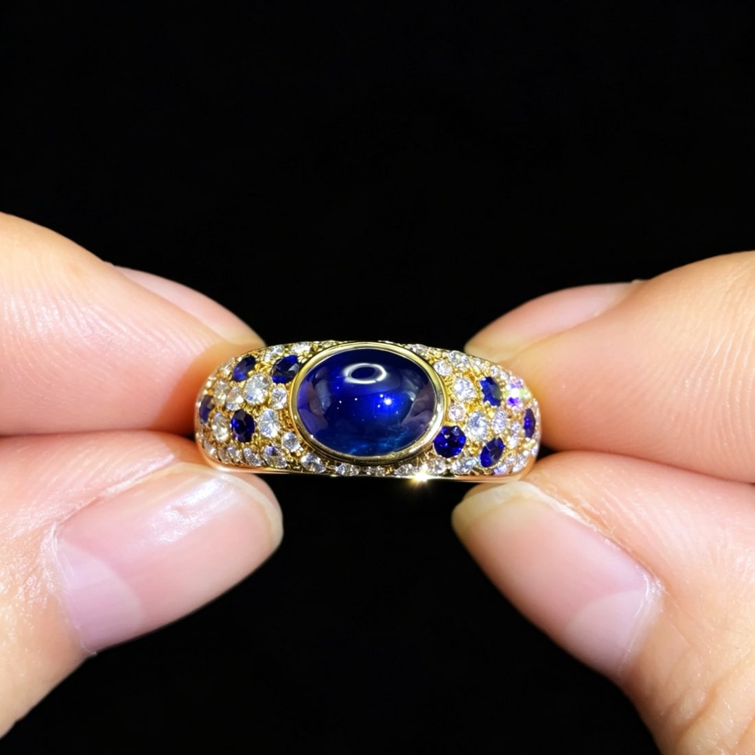 14k Gold 2.87 Ctw Natural Sapphire & Diamond Ring: Ref:231174209 // gold content:14k gold // ring size:7. 25us // // main gemstone:sapphire // shape:oval // carat weight:2. 20ct // color:blue // treatment:natural // // adjacent gemstone 2 : diamond //