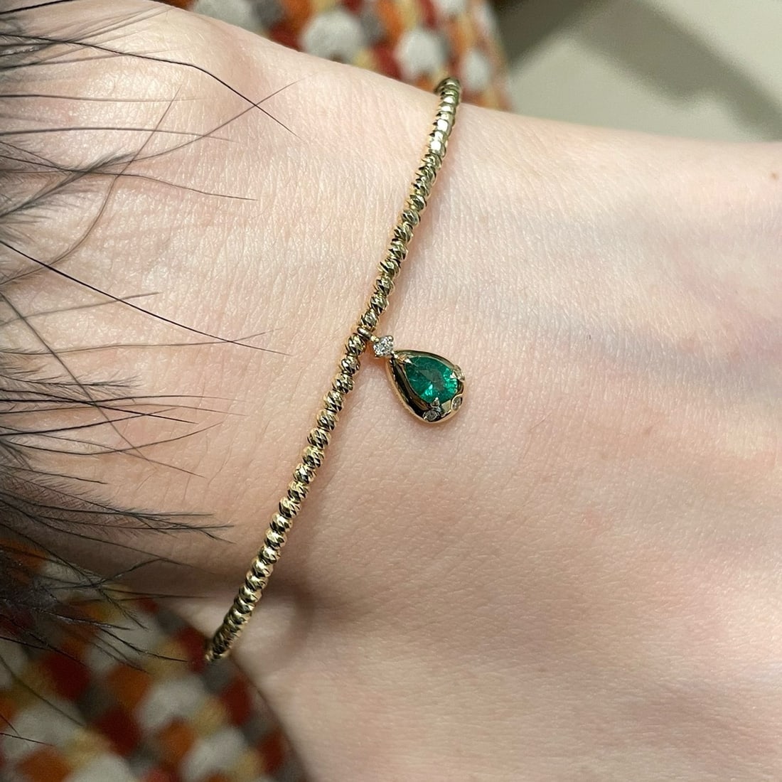 14k Gold 0.1 Ct Natural Emerald & Diamond Bangle - 6