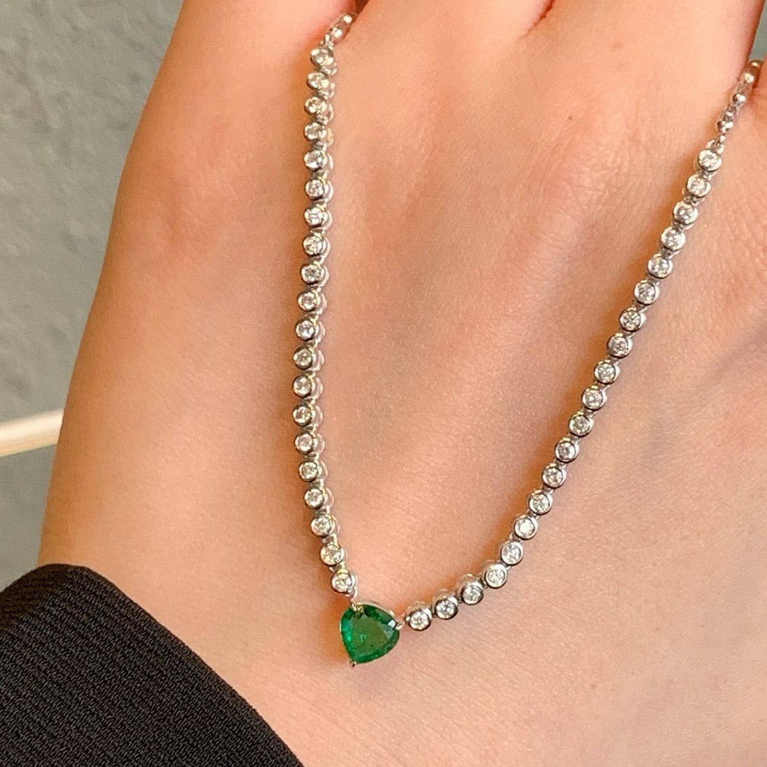 14k Gold 1.31 Ctw Natural Emerald & Diamond Necklace - 5