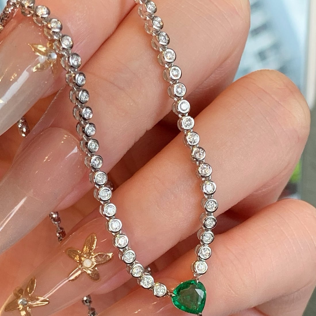 14k Gold 1.31 Ctw Natural Emerald & Diamond Necklace - 6