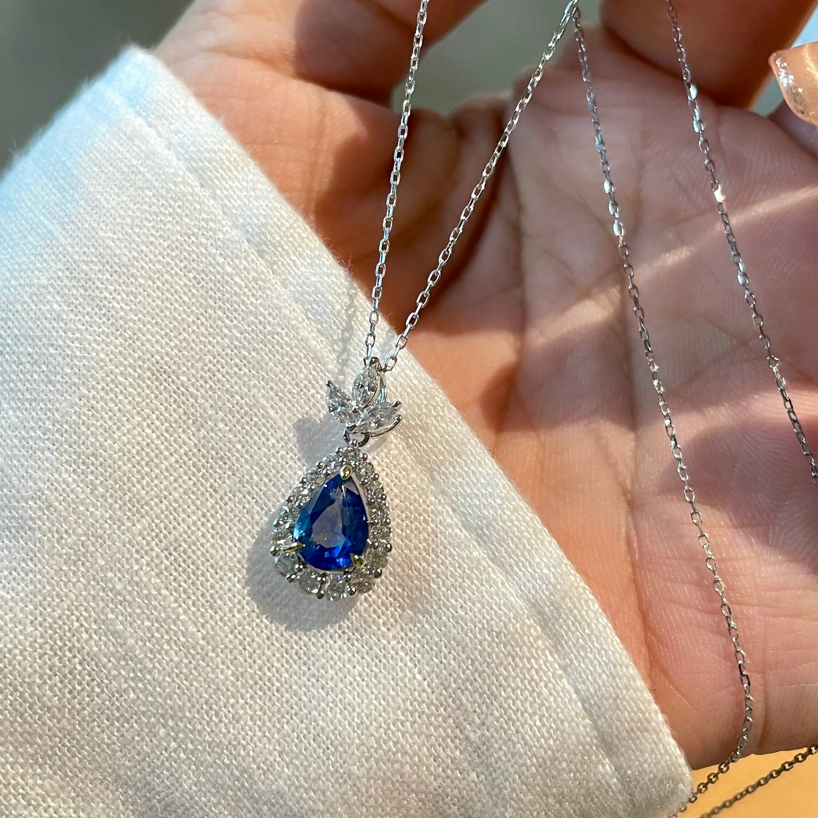 14k Gold 0.8 Ct Natural Sapphire & Diamond Pendant( Without Chain ) - 4