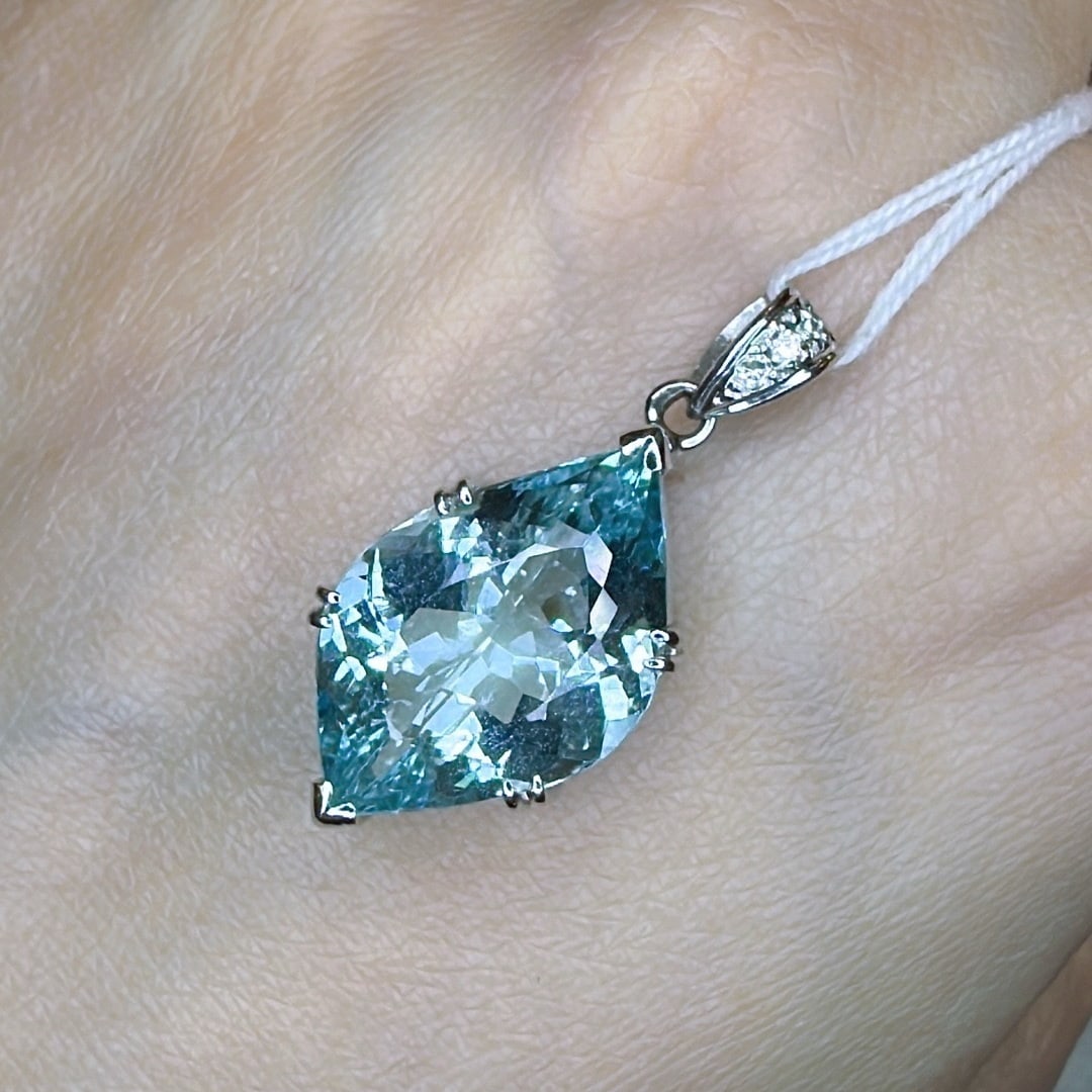 14k Gold 7.69 Ctw Natural Aquamarine & Diamond Pendant( Without Chain ) - 4
