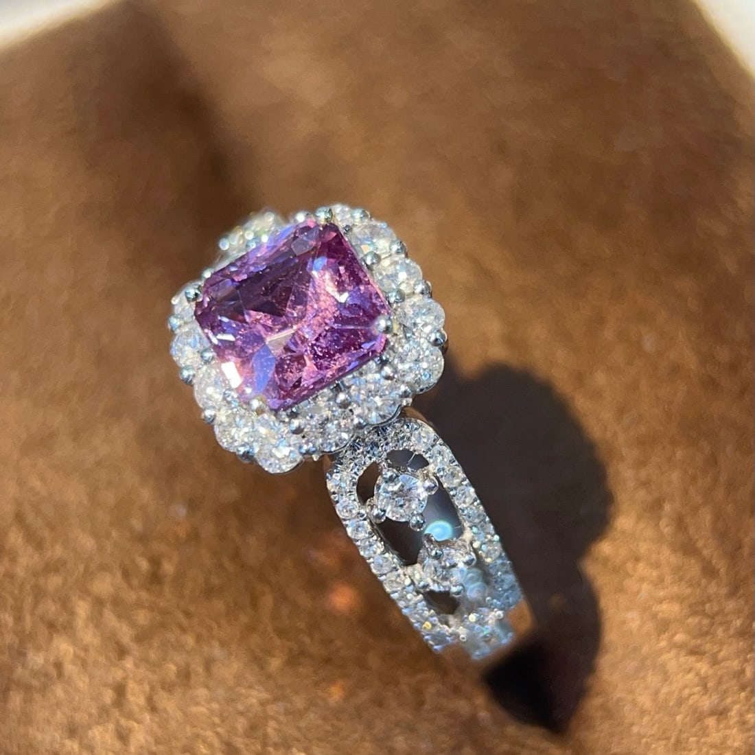 14k Gold 2.09 Ctw Natural Sapphire & Diamond Ring - 5
