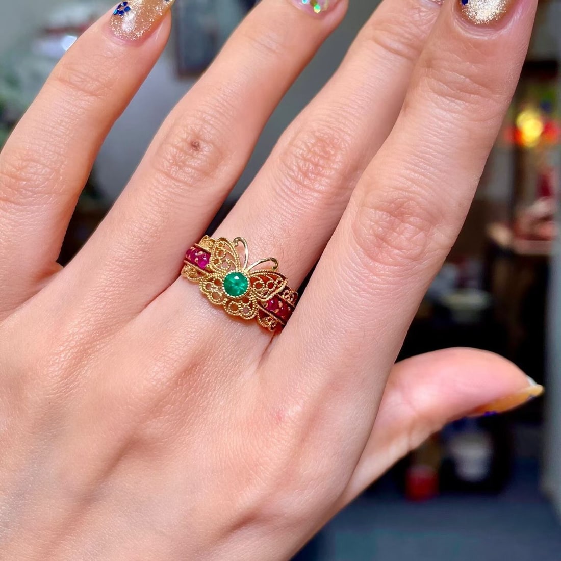 14k Gold 0.96 Ctw Natural Emerald & Ruby & Butterfly Ring - 4