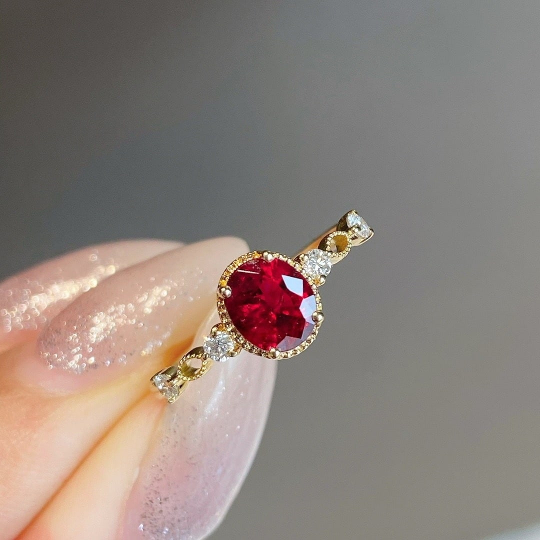 14k Gold 1.18 Ctw Natural Ruby & Diamond Ring: Ref:231174282 // gold content:14k gold // ring size:7. 25us // // main gemstone:ruby // shape:oval // carat weight:1. 03ct // color:red // treatment:natural // // adjacent gemstone 2 : diamond //