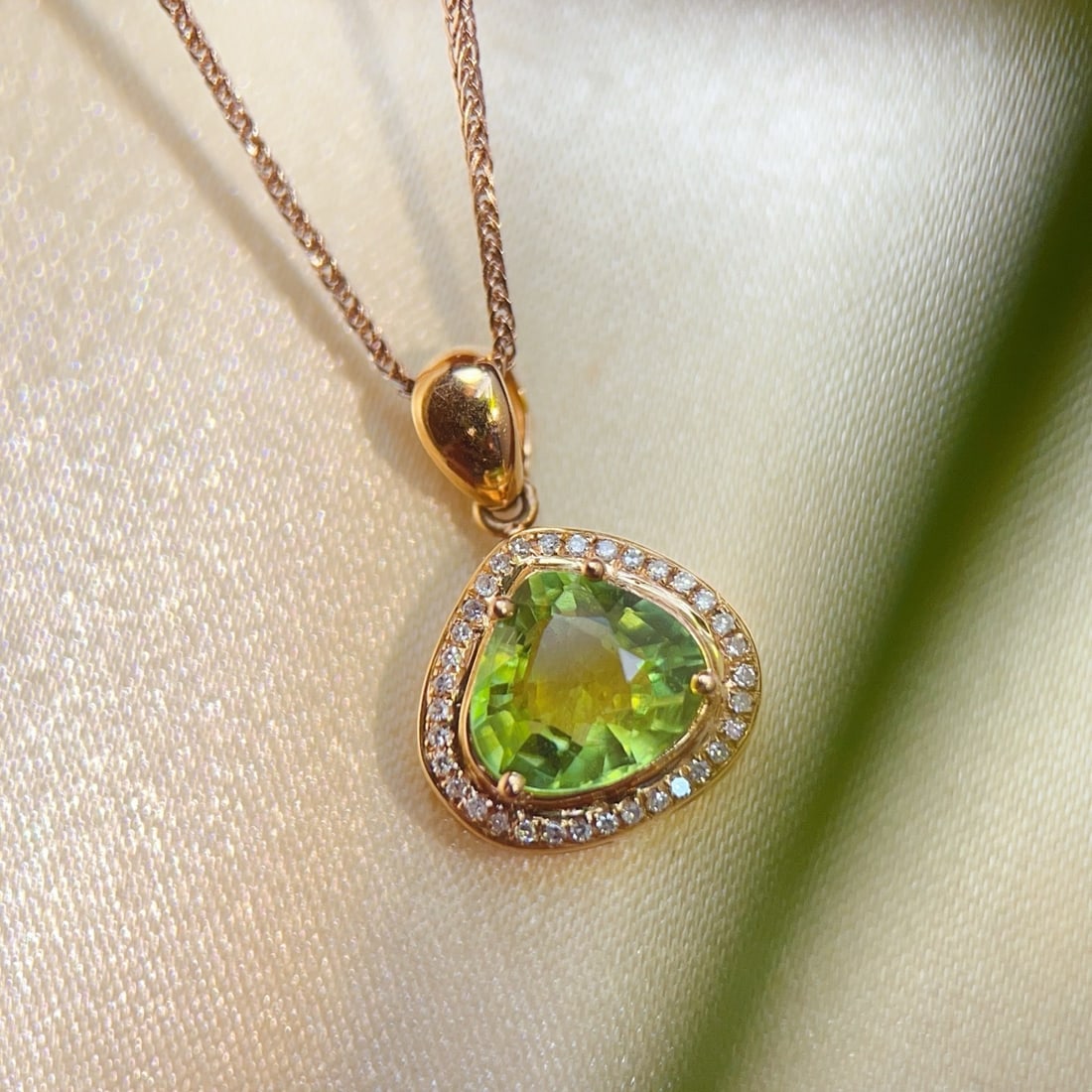 14k Gold 1.75 Ctw Natural Tourmaline & Diamond Pendant( Without Chain ) - 5