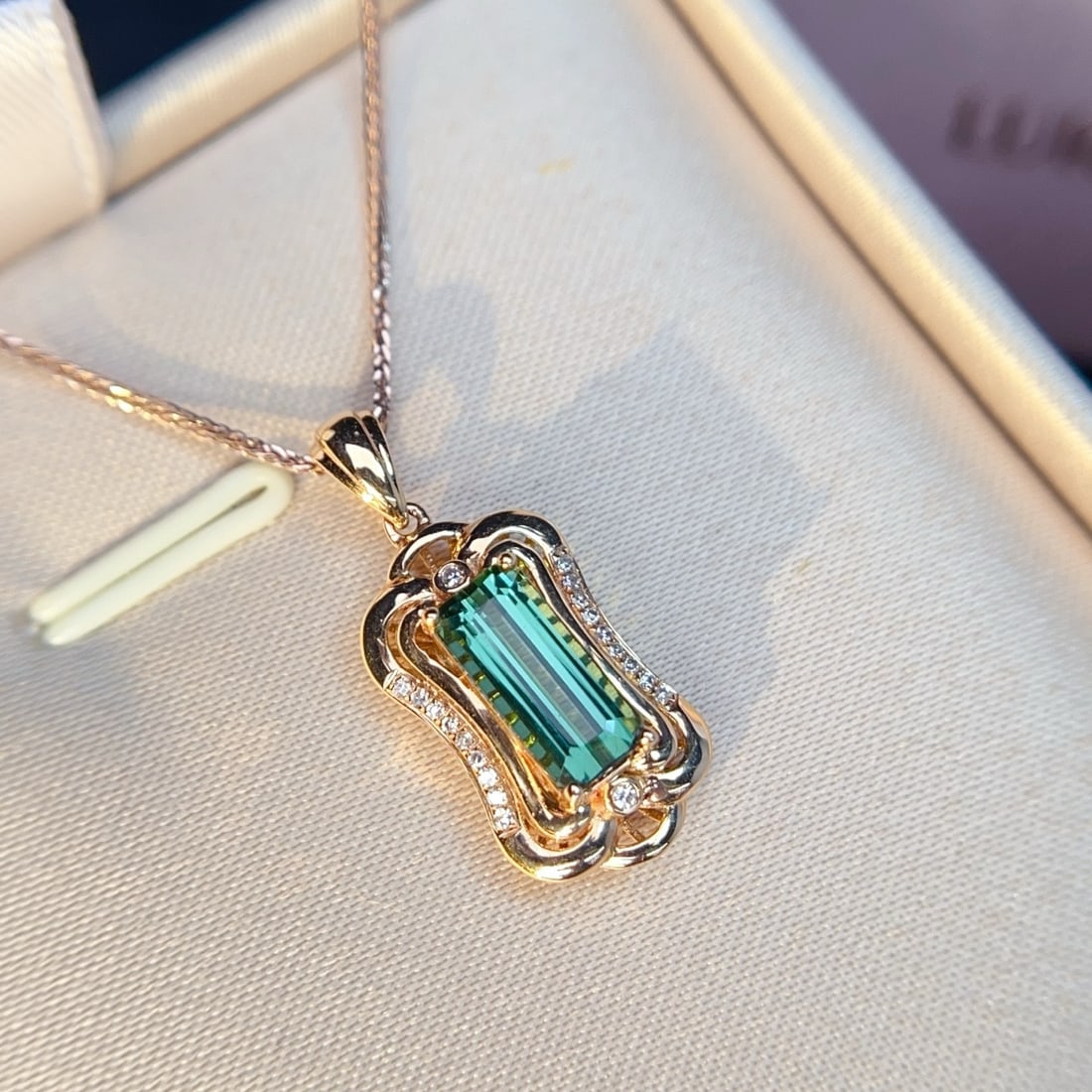 14k Gold 2.31 Ctw Natural Tourmaline & Diamond Pendant( Without Chain ) - 3