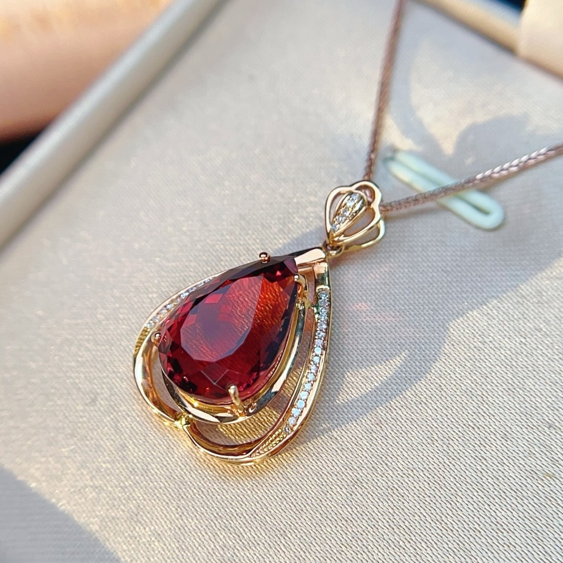 14k Gold 8.9 Ct Natural Tourmaline & Diamond Pendant( Without Chain ) - 4