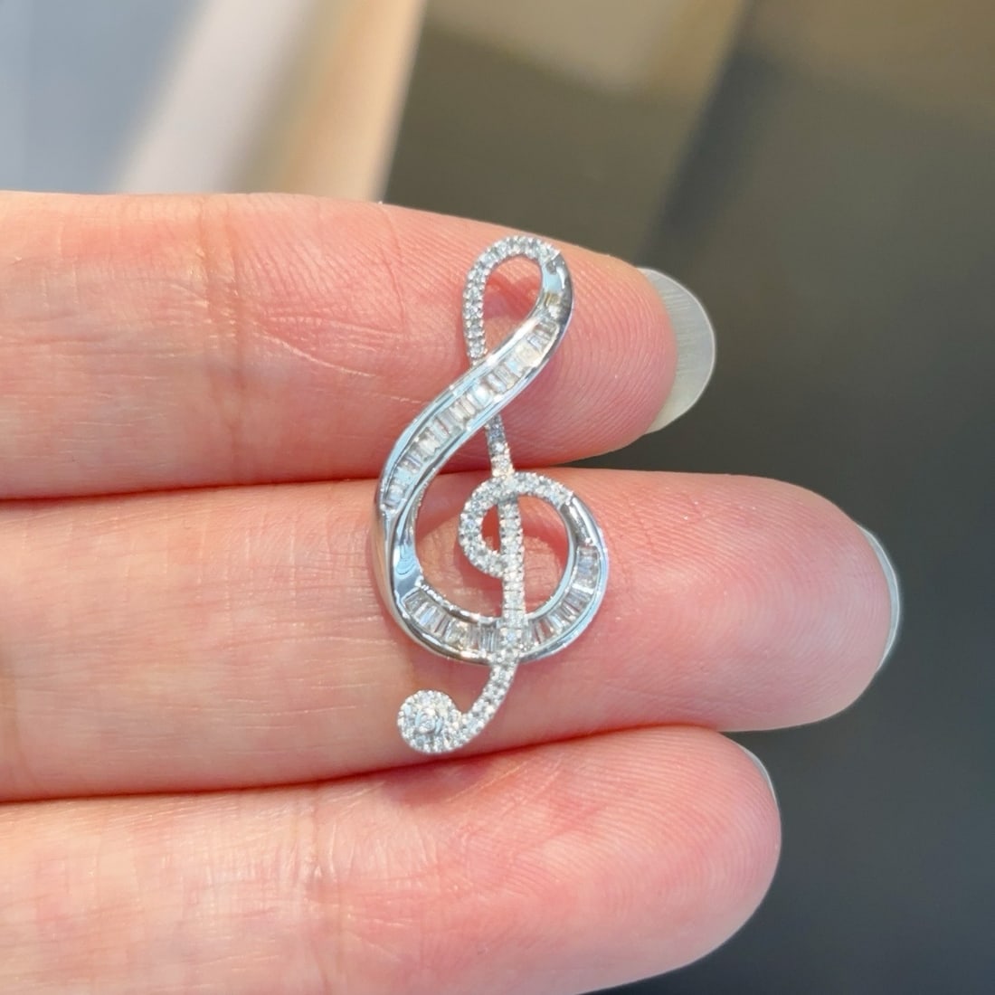 14k Gold 0.25 Ct Natural H Diamond Pendant( Without Chain ) - 4
