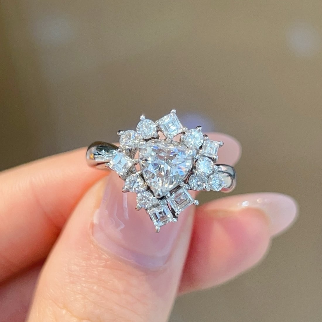 14k Gold 1.35 Ctw Natural H Diamond Ring: Ref:231174273 // gold content:14k gold // ring size:7. 25us // // main gemstone:diamond // shape:heart // carat weight:0. 64ct // clarity grade:vs-si // color:h // treatment:natural // // adjacent