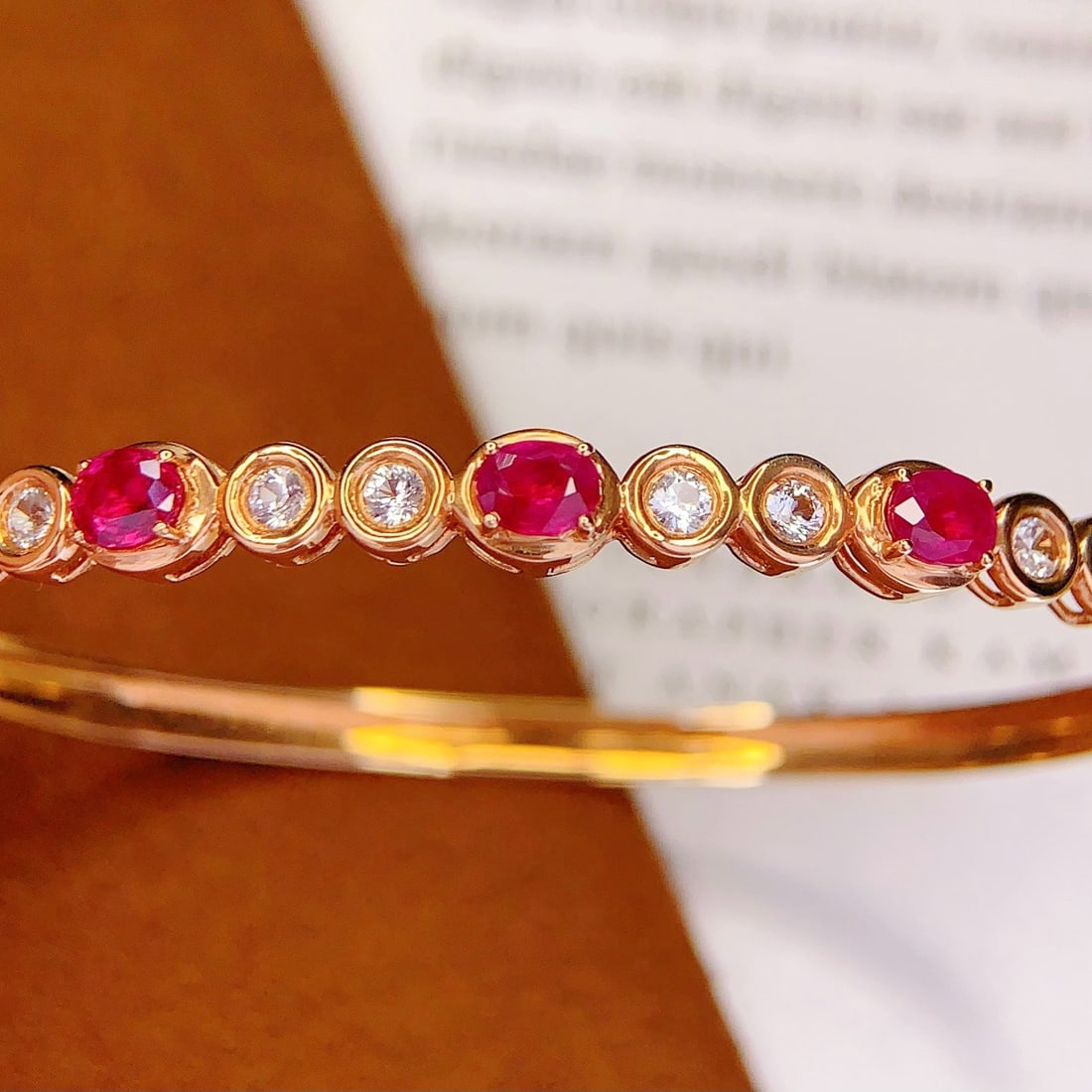 14k Gold 2 Ct Natural Ruby & Sapphire Bangle - 4