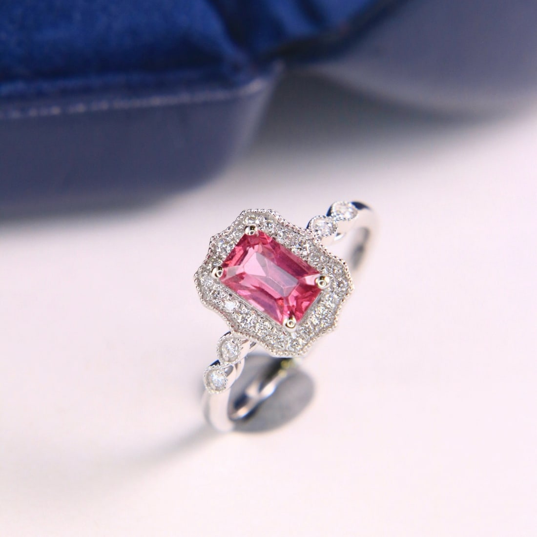 14k Gold 1.23 Ctw Natural Spinel & Diamond Ring - 2