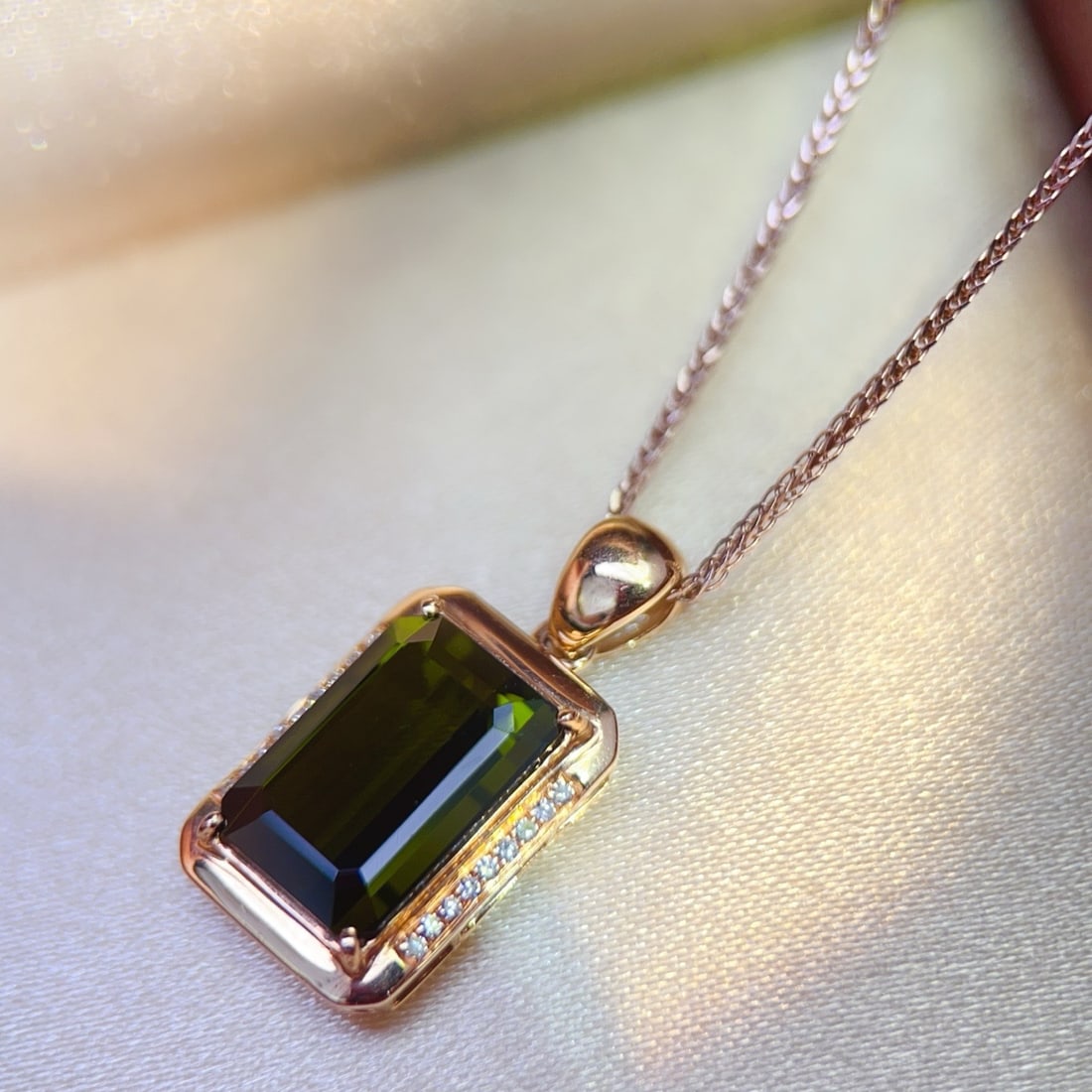 14k Gold 3.60 Ctw Natural Tourmaline & Diamond Pendant( Without Chain ) - 3
