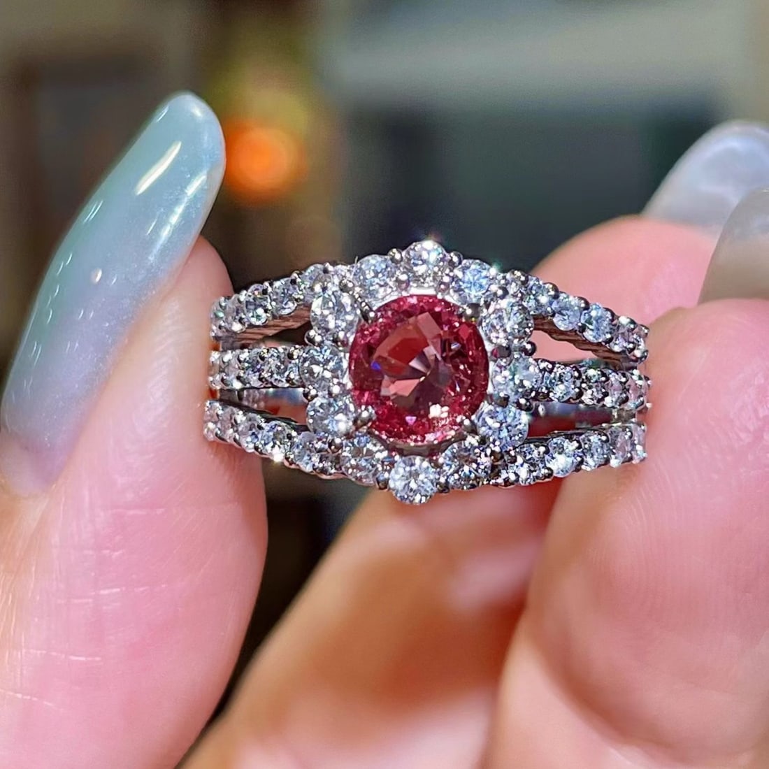 14k Gold 2.45 Ctw Natural Padparadscha Sapphire & Diamond Ring: Ref:231174285 // gold content:14k gold // ring size:7. 25us // // main gemstone:padparadscha sapphire // shape:oval // carat weight:0. 93ct // color:pinkish orange // treatment:natural // // adjacent