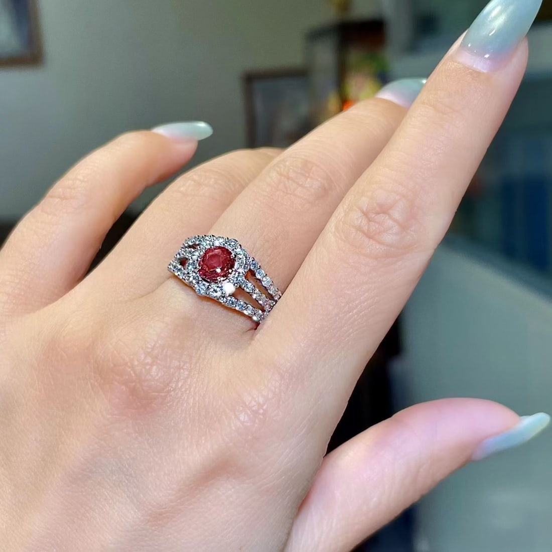 14k Gold 2.45 Ctw Natural Padparadscha Sapphire & Diamond Ring - 4