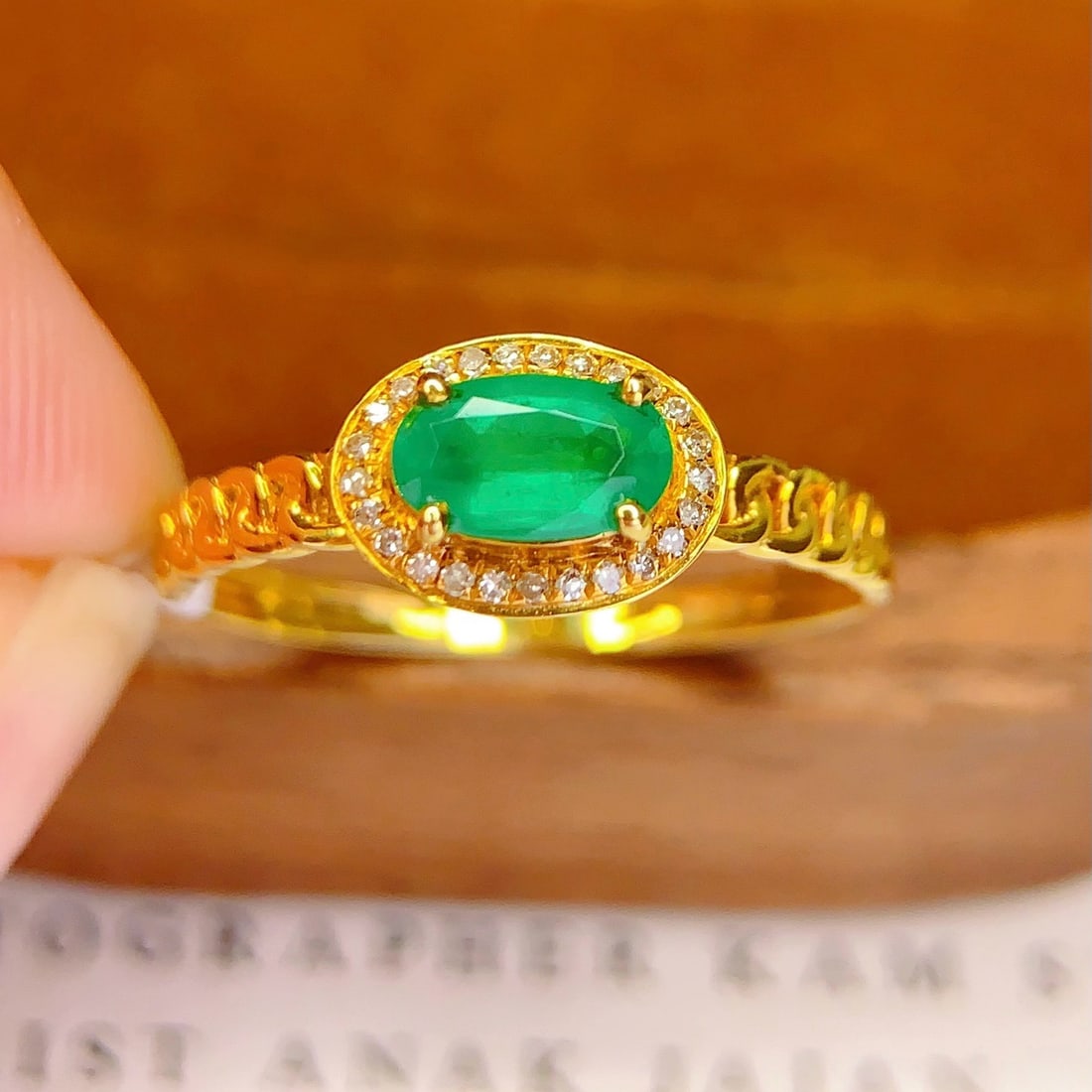14k Gold 0.55 Ct Natural Emerald & Diamond Ring - 2