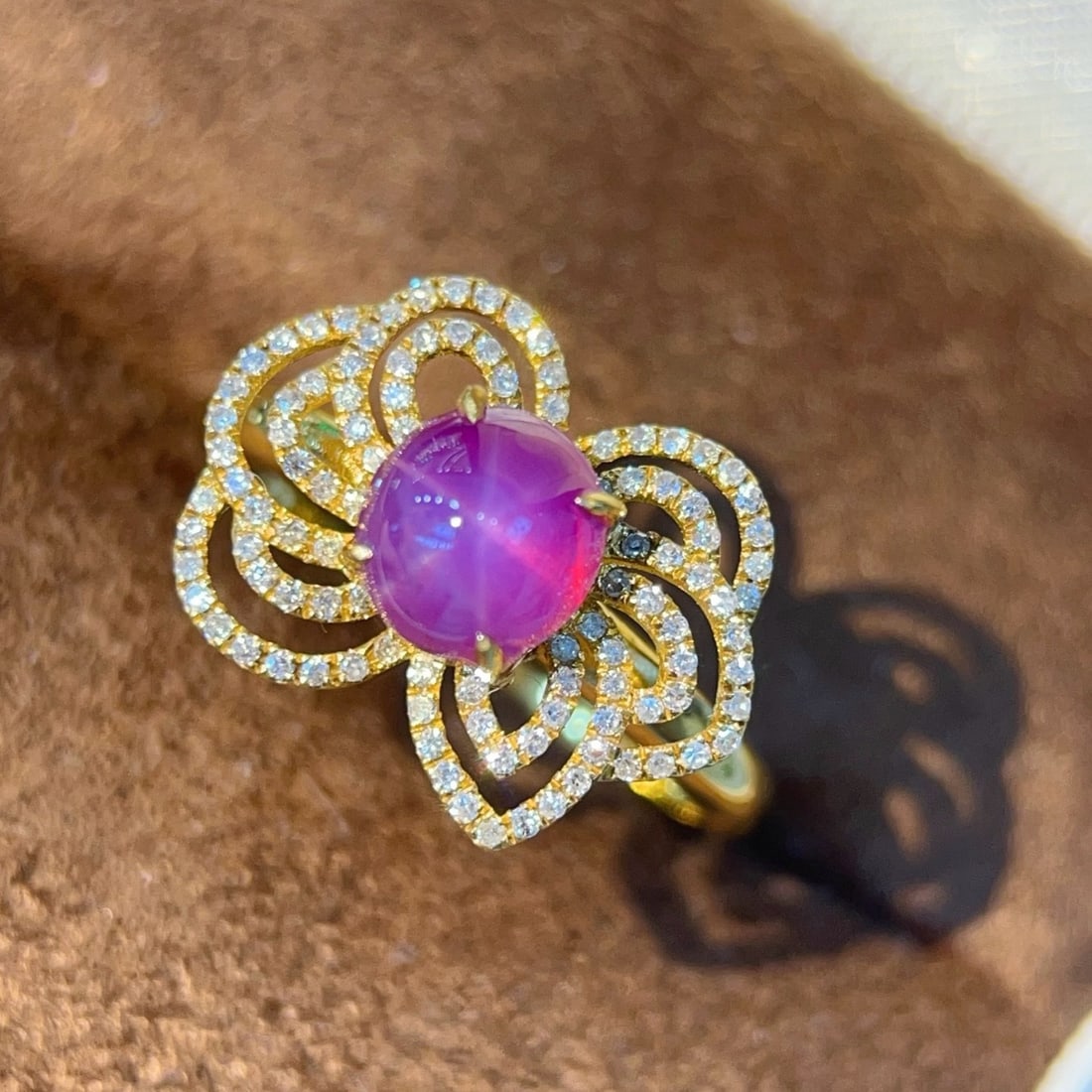 14k Gold 2.36 Ctw Natural Star Sapphire & Diamond Ring - 2