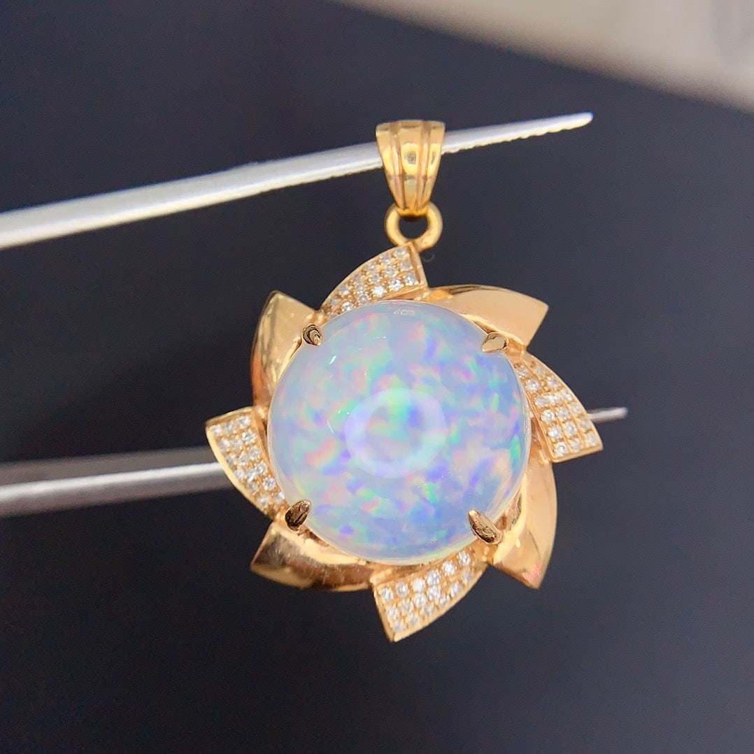 14k Gold 9.8 Ct Natural Opal & Diamond Pendant( Without Chain ): Ref:231174331 // gold content:14k gold // main gemstone:opal // shape:round // carat weight:9. 8ct // color:color // treatment:natural // cut grade:g // // adjacent gemstone 2 : diamond //