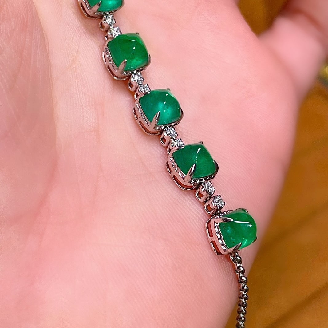 14k Gold 6.70 Ctw Natural Emerald & Diamond Bracelet - 3