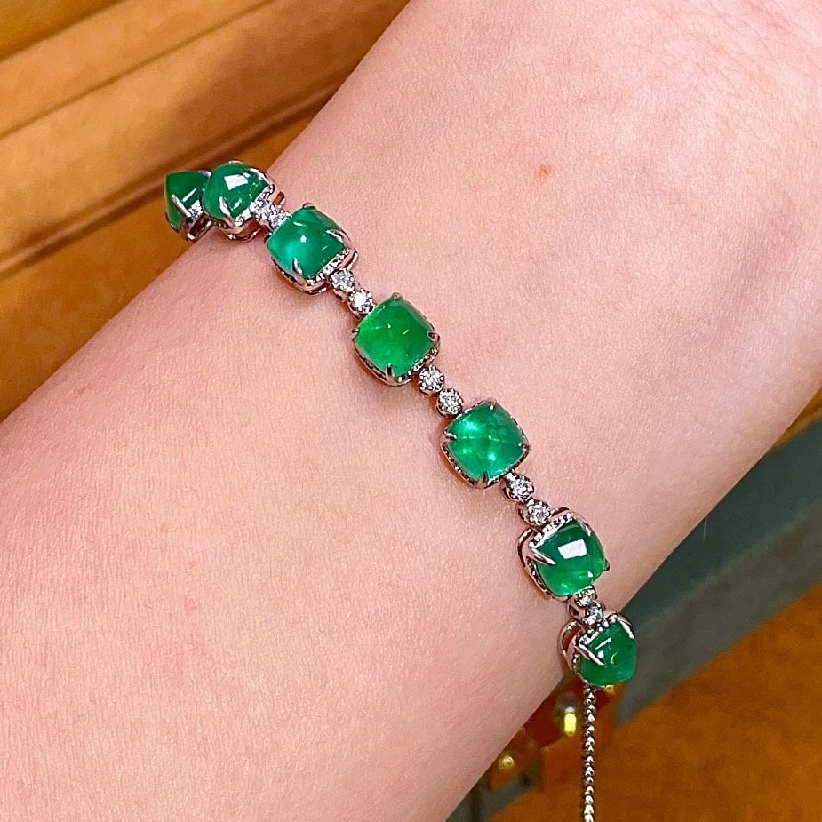 14k Gold 6.70 Ctw Natural Emerald & Diamond Bracelet - 4
