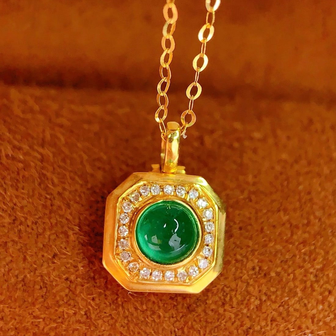 14k Gold 0.45 Ct Natural Emerald & Diamond Necklace - 3