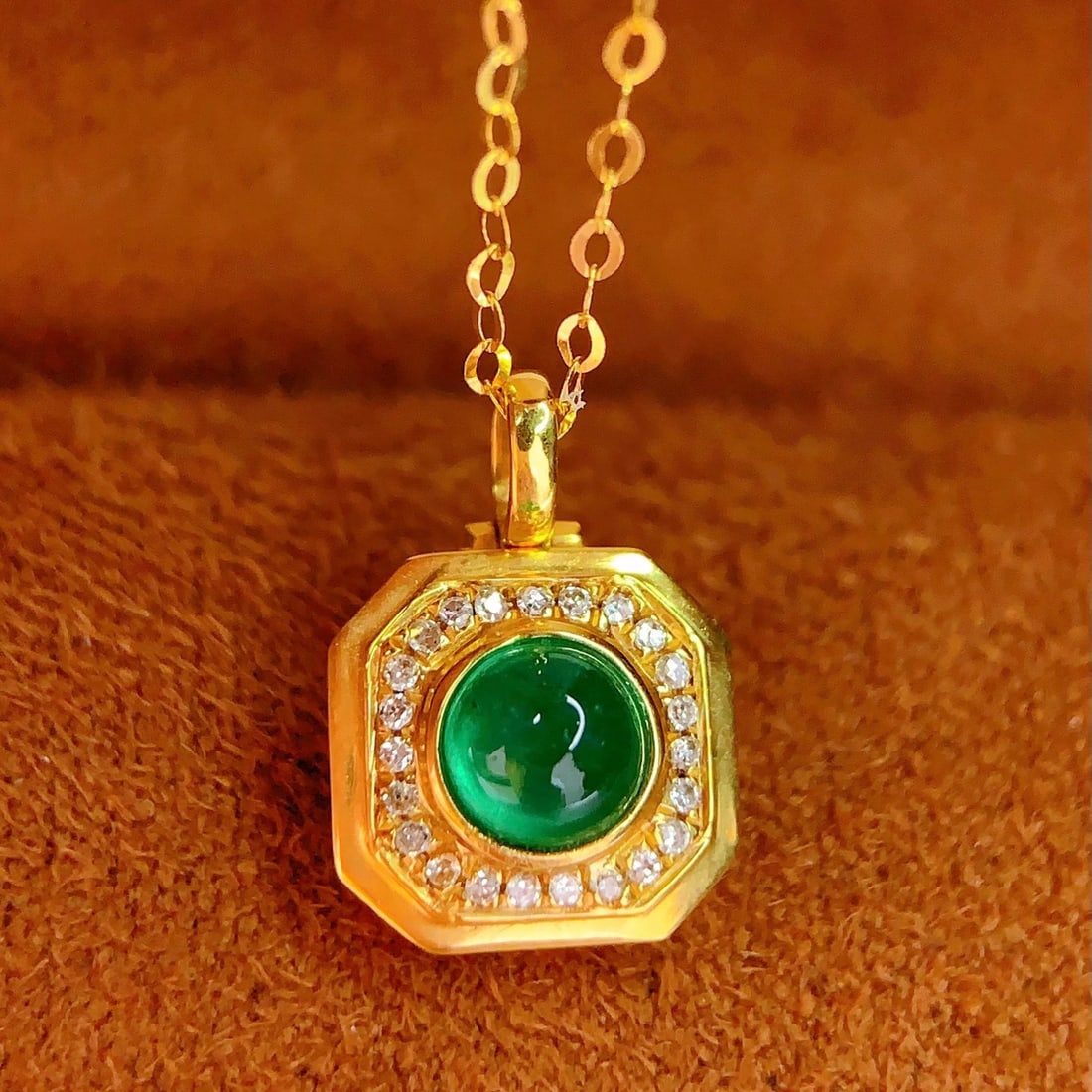 14k Gold 0.45 Ct Natural Emerald & Diamond Necklace - 4