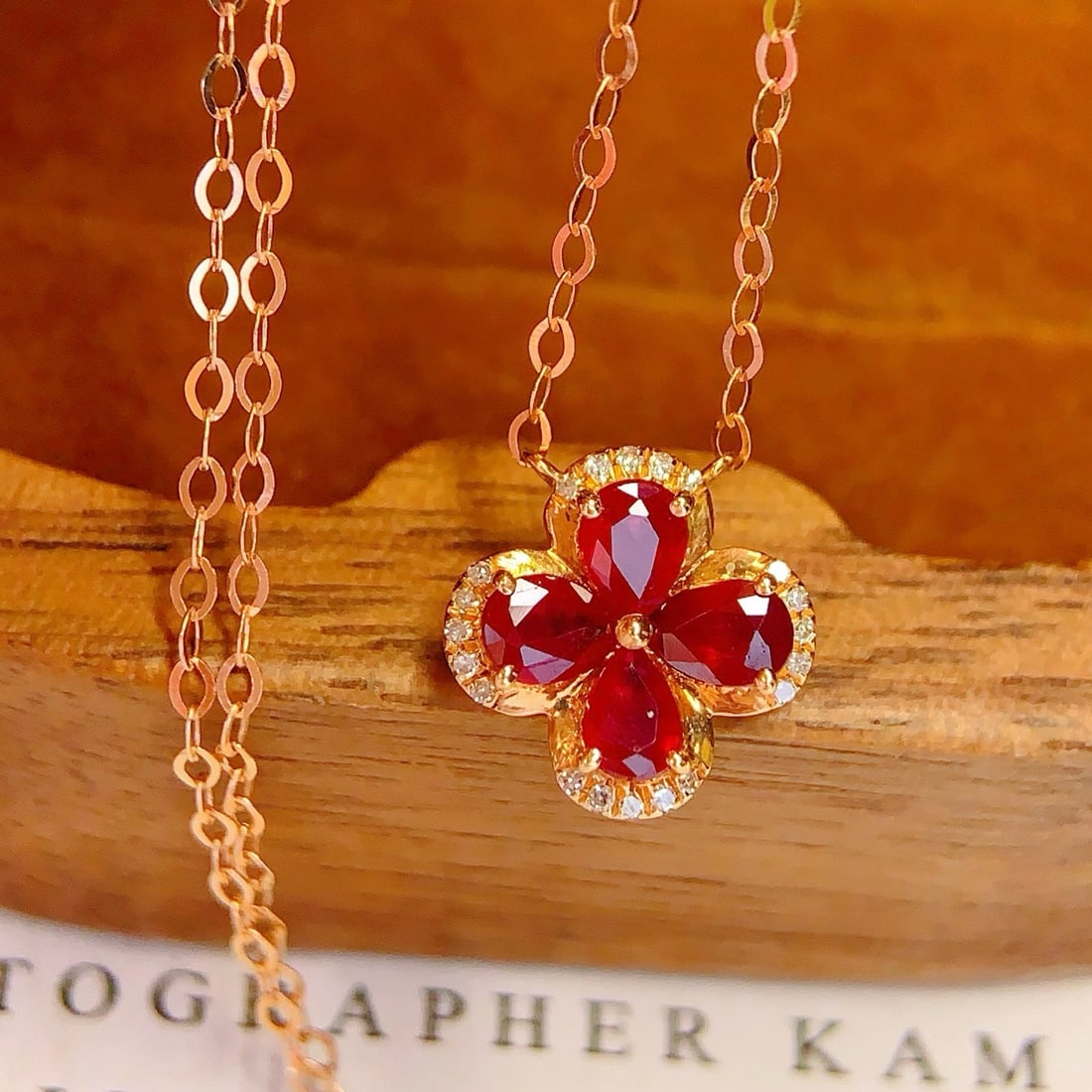 14k Gold 1 Ct Natural Ruby & Diamond Necklace: Ref:231174321 // gold content:14k gold // main gemstone:ruby // shape:pear // carat weight:1ct // color:red // treatment:natural // // adjacent gemstone 2 : diamond // number of stones:20 //