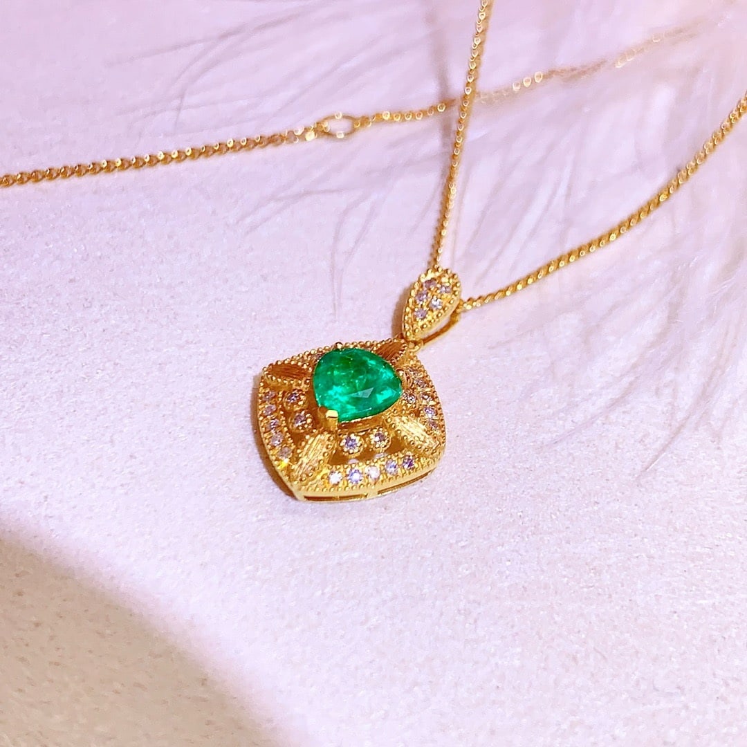 14k Gold 0.5 Ct Natural Emerald & Diamond Pendant( Without Chain ) - 2
