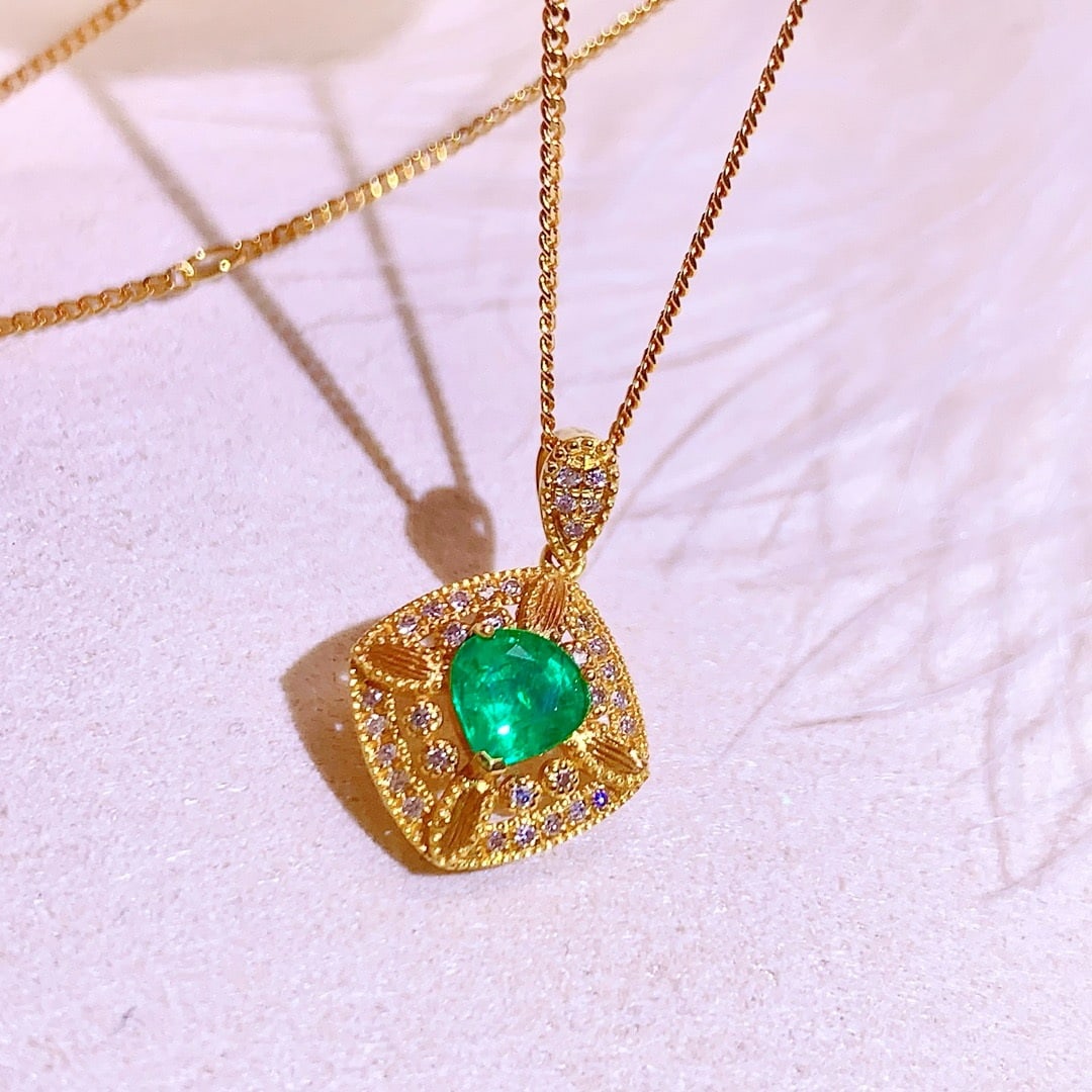 14k Gold 0.5 Ct Natural Emerald & Diamond Pendant( Without Chain ) - 4