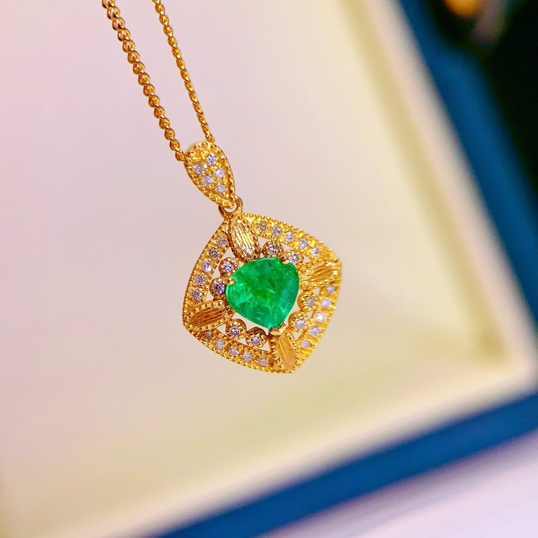 14k Gold 0.5 Ct Natural Emerald & Diamond Pendant( Without Chain ) - 5