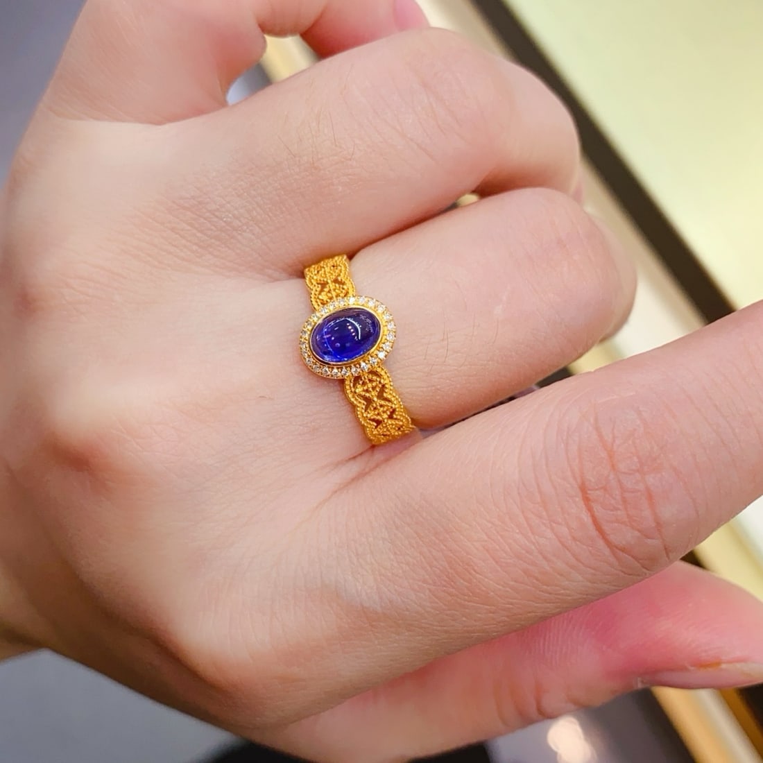 14k Gold 0.8 Ct Natural Sapphire & Diamond Ring - 4