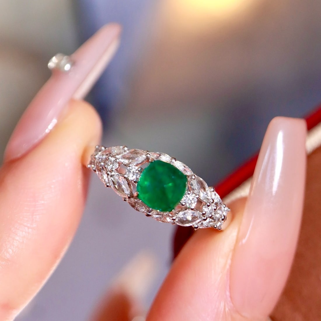 14k Gold 1.28 Ctw Natural Emerald & Diamond Ring - 6